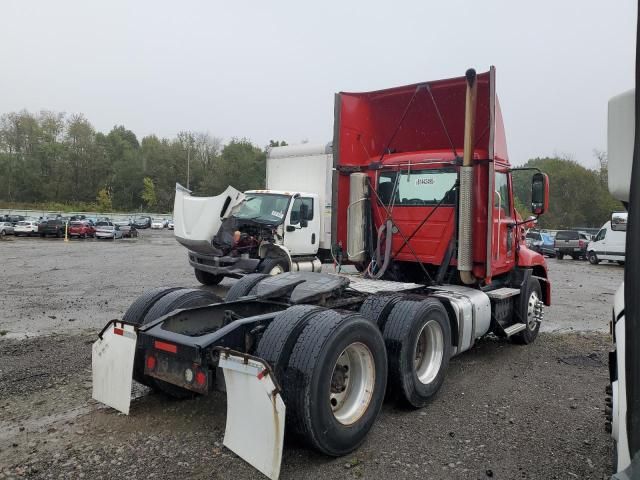 2017 Mack CXU613 Semi Truck
