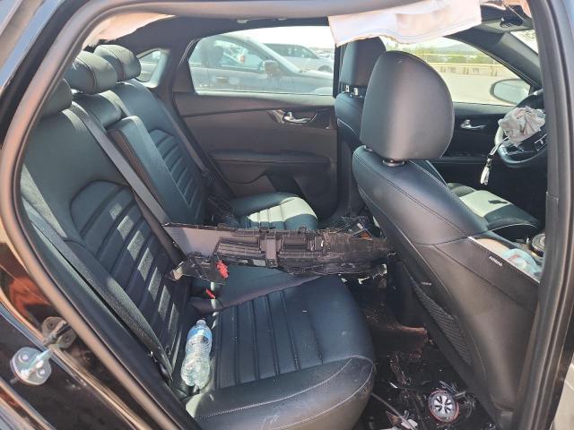 2024 KIA Forte gt Line