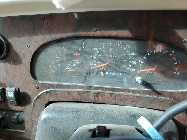2002 Holiday 2002 Ford F550 Super Duty Stripped Chassis