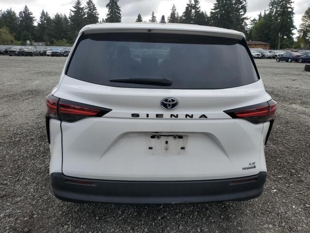 2021 Toyota Sienna LE