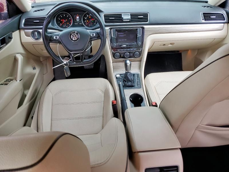 2018 Volkswagen Passat SE