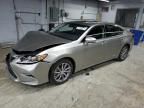 2016 Lexus ES 300H