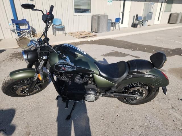 2016 Victory Gunner