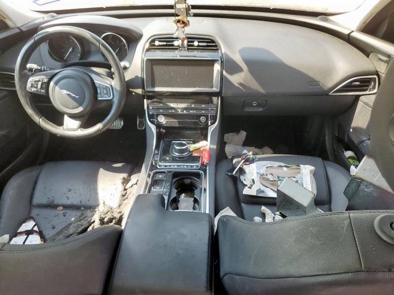 2019 Jaguar Xe Premium