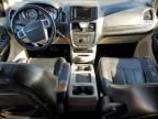 2013 Chrysler Town & Country Touring l