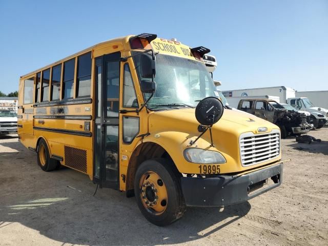 2011 Freightliner 2011 Thomas SAF-T-LINER C2-School Bus