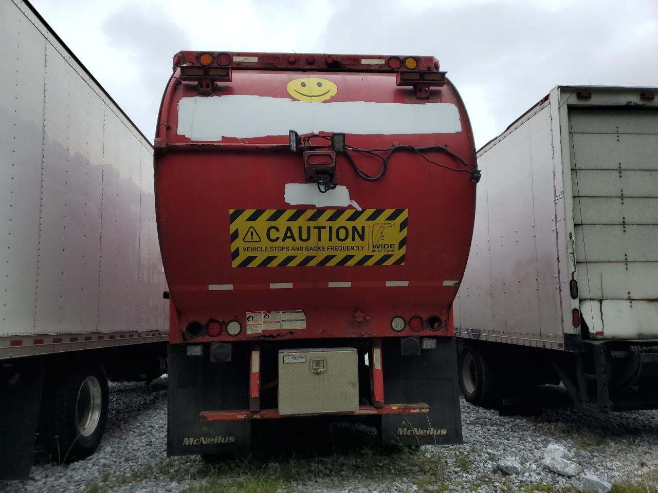 2015 Peterbilt Tractor 2015 Peterbilt 320 Refuse Truck