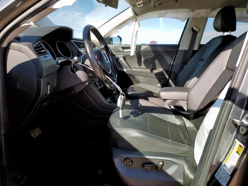 2018 Volkswagen Tiguan SE
