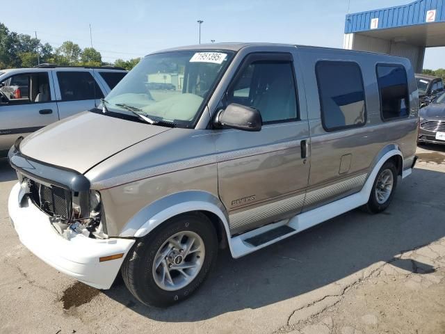 2001 GMC Safari XT