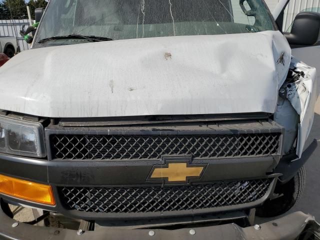 2025 Chevrolet Express G2500