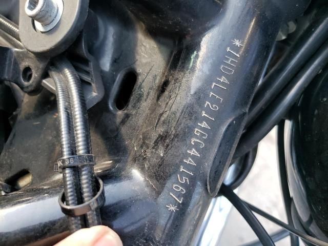 2016 Harley-Davidson XL883 Iron 883