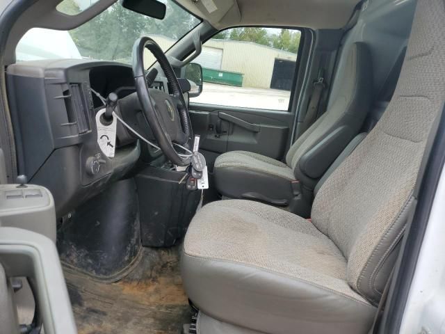2023 Chevrolet Express G2500