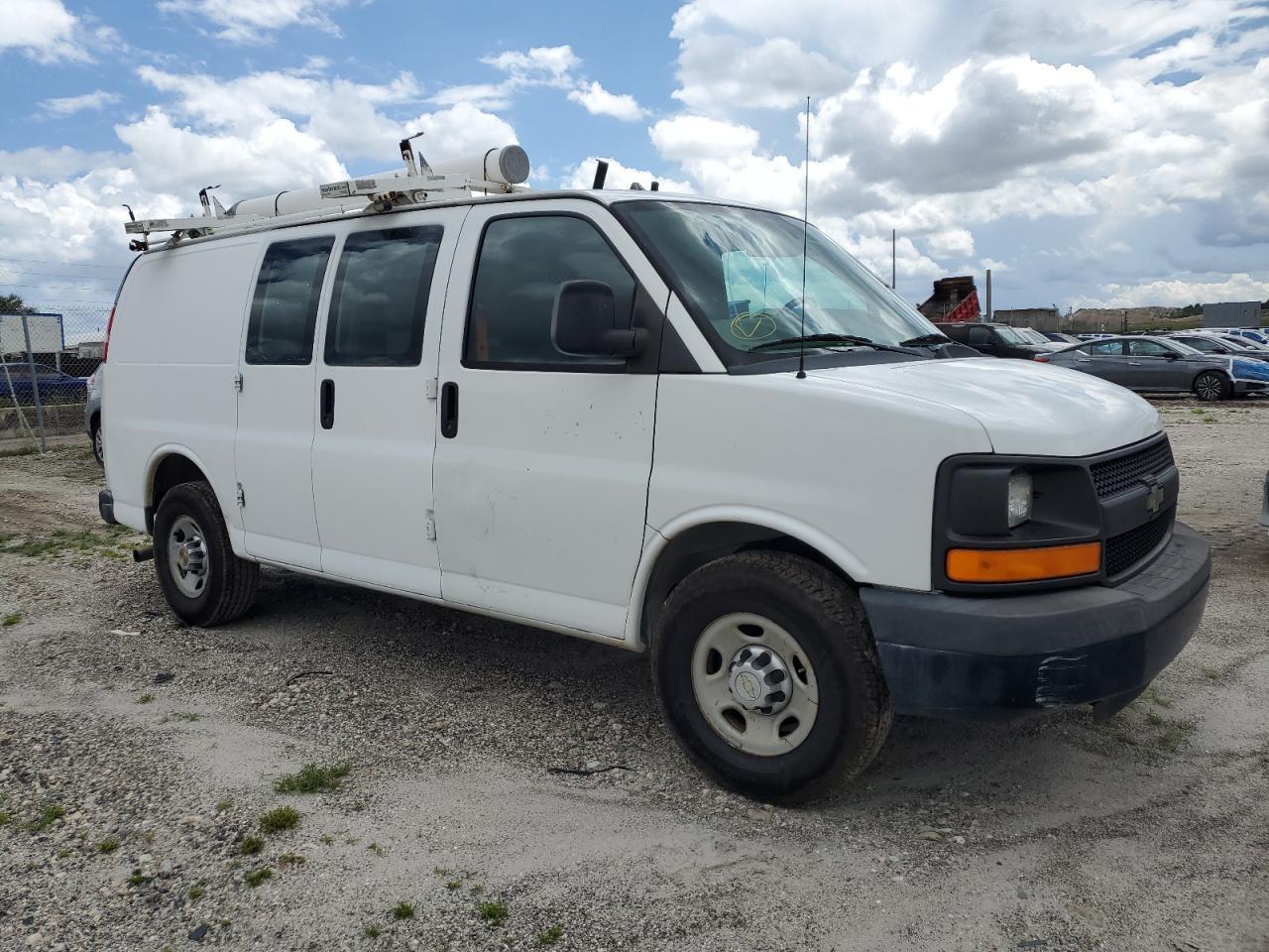 2013 Chevrolet Express G2500