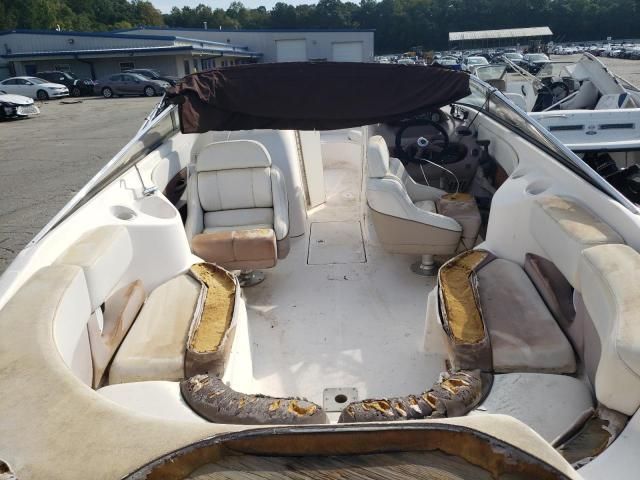 2004 Regal Boat