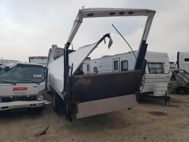 2010 Freightliner M2 106 MED-Trucks