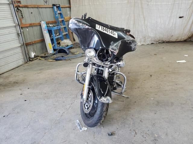 2012 Harley-Davidson Flhr Shrine