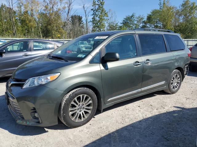 2020 Toyota Sienna xle Premium 8-passenger