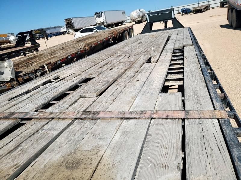 2014 PJ Equipment Trailer