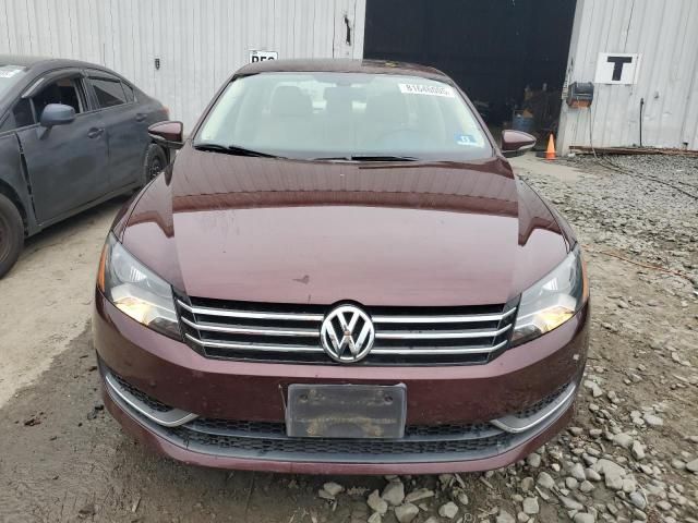 2012 Volkswagen Passat SE