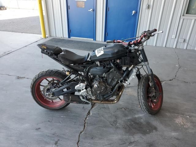 2016 Yamaha FZ07