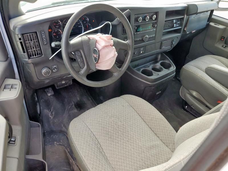 2017 GMC Savana G2500