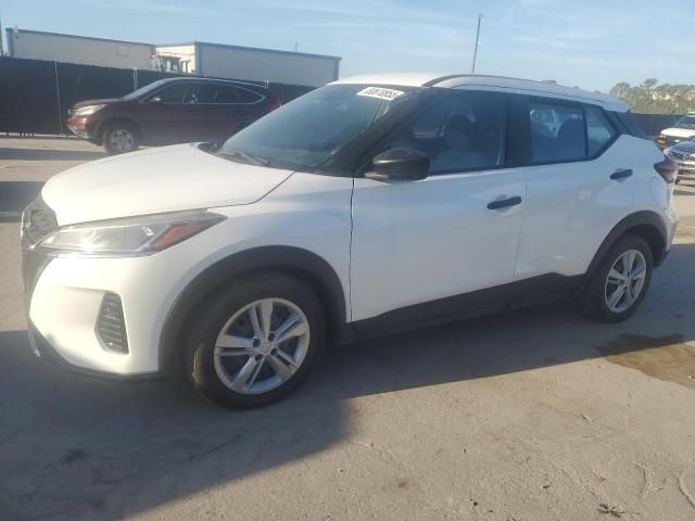 2022 Nissan Kicks S