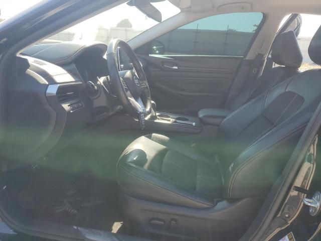 2022 Nissan Altima sr