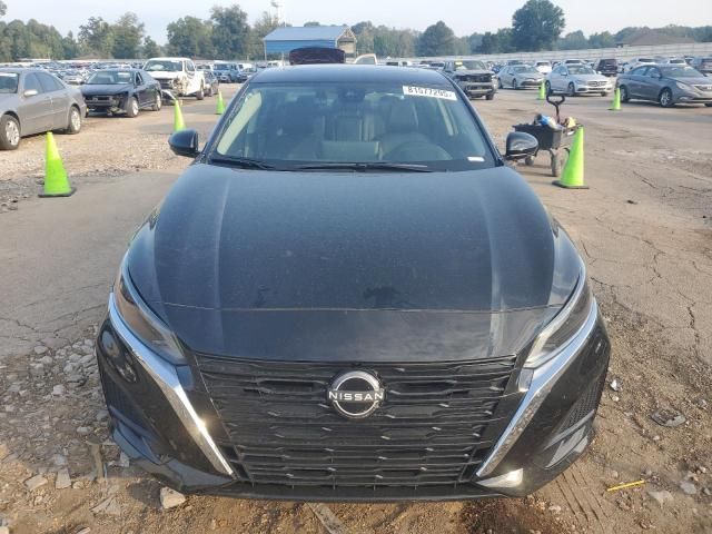 2025 Nissan Altima sl