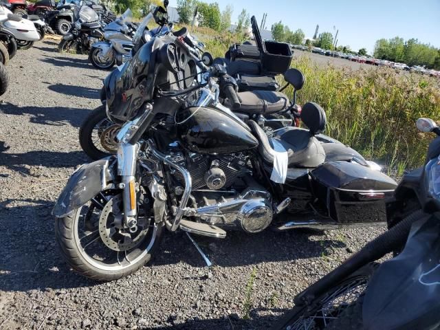 2019 Harley-Davidson Flhx