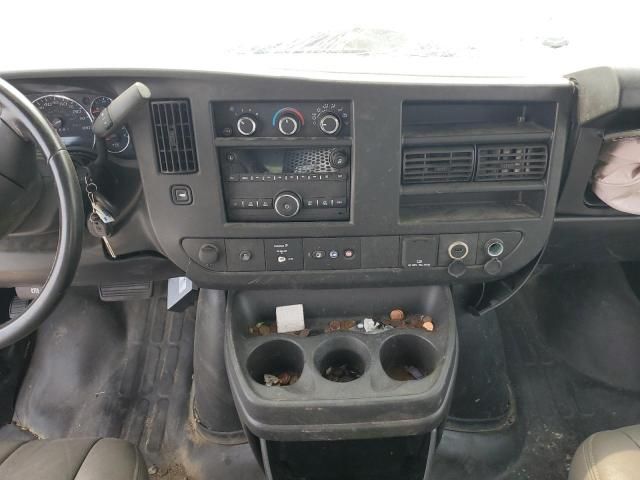 2022 Chevrolet Express G2500