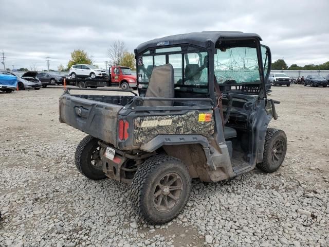 2017 Can-Am 2017 CAM AM Defender 800-Utility Vehicle