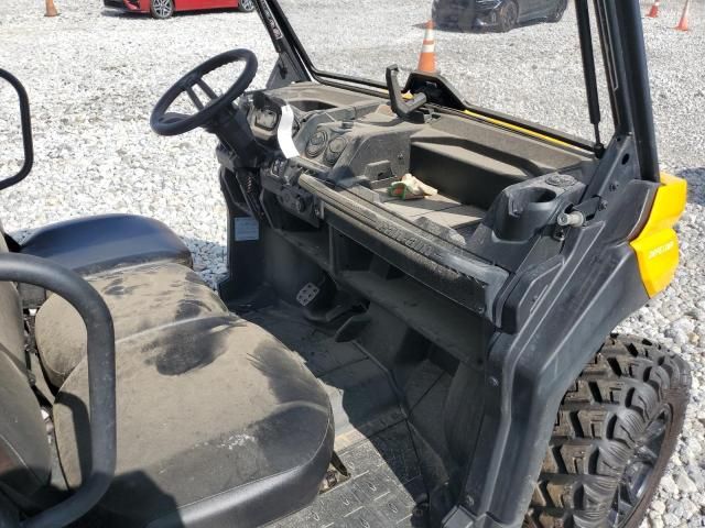 2018 Can-Am 2018 CAN-AM Defender HD8