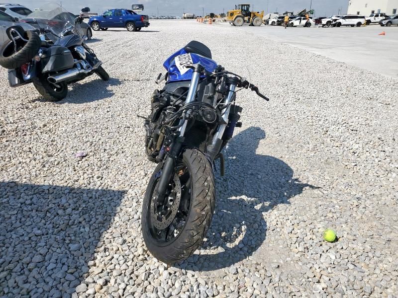 2004 Yamaha YZFR6 L