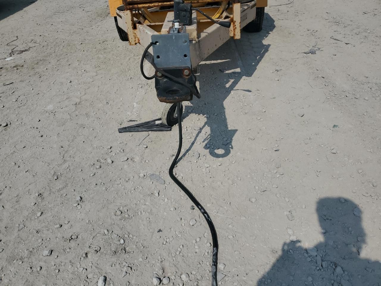 2001 Team Fenex Manhole Support Trailer