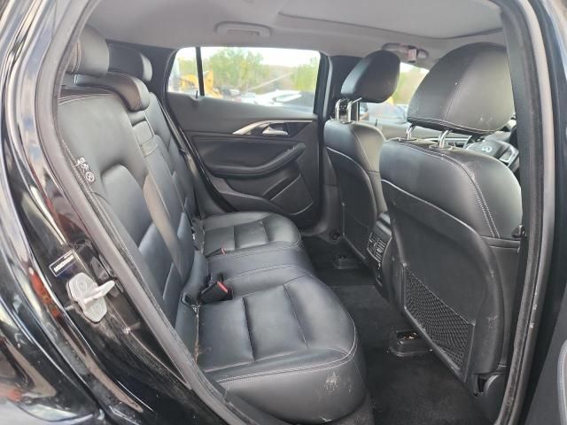 2017 Infiniti QX30 Base