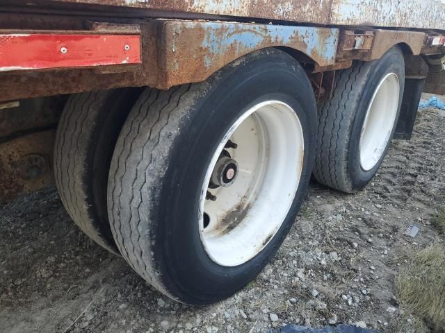 2002 Transcraft Flatbed Trailer