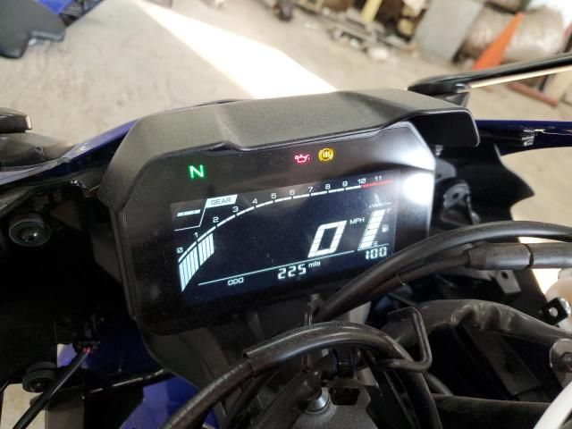 2024 Yamaha YZFR7