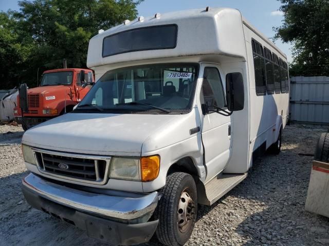 2006 Ford Econoline E450 Super Duty Cutaway Van