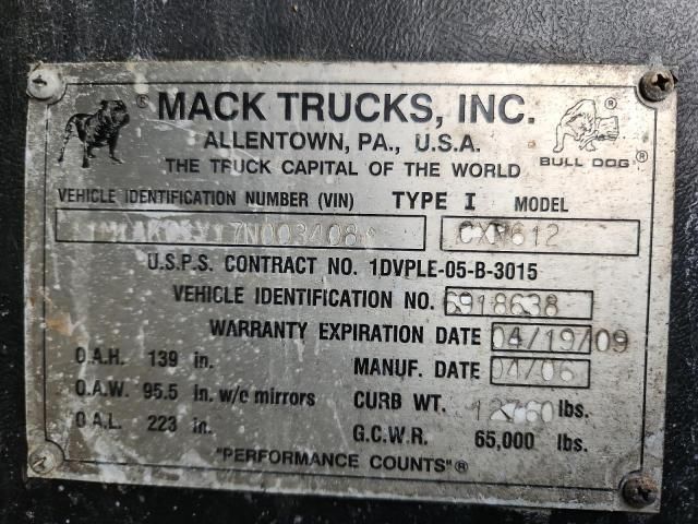 2007 Mack CXN612 Semi Truck