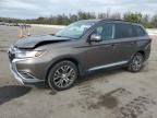 2016 Mitsubishi Outlander SE