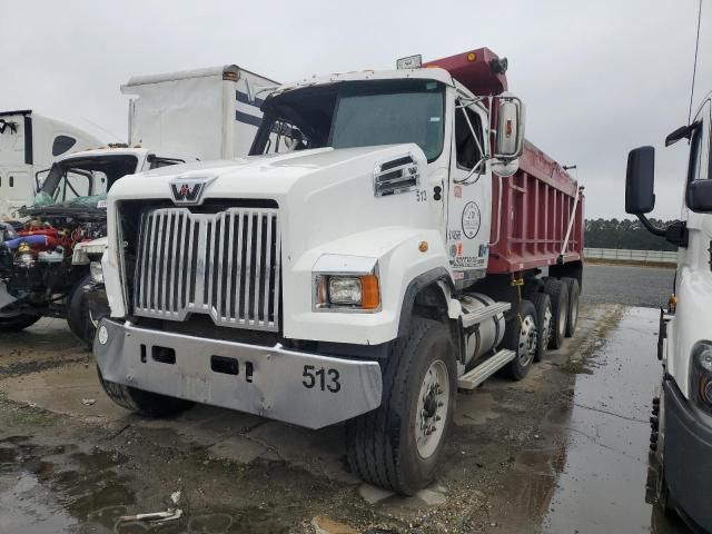 2015 Westenstar 2015 Western Star 4700 Dump Truck