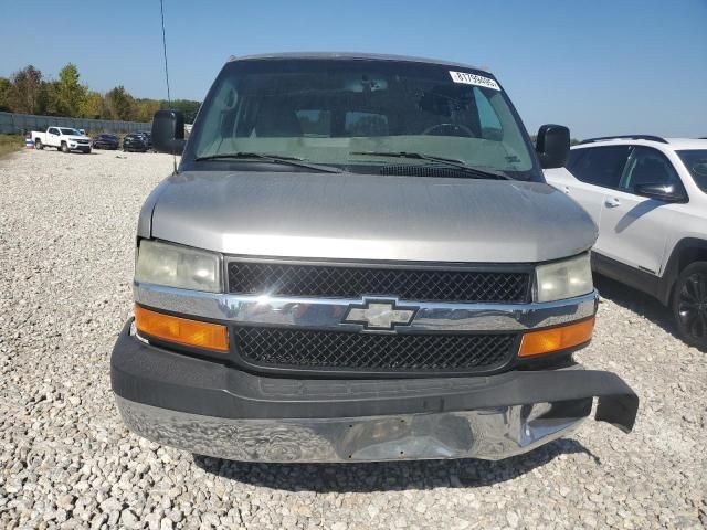 2004 Chevrolet Express G2500