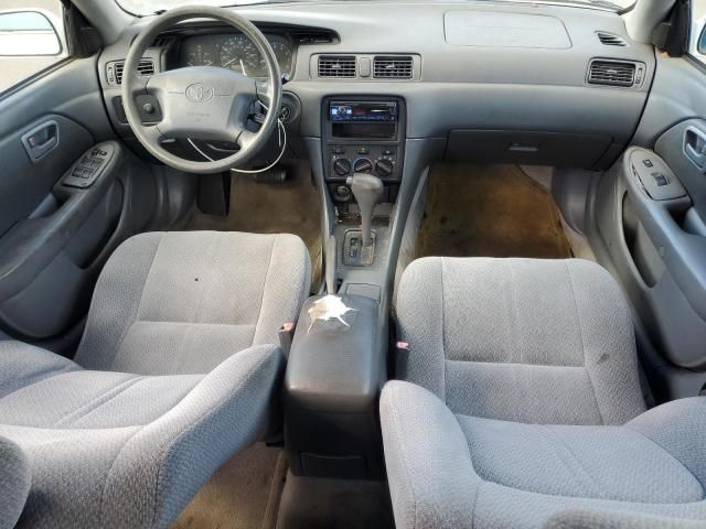 2000 Toyota Camry CE