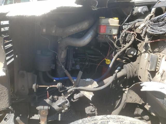 1997 International 4700 Flatbed Truck