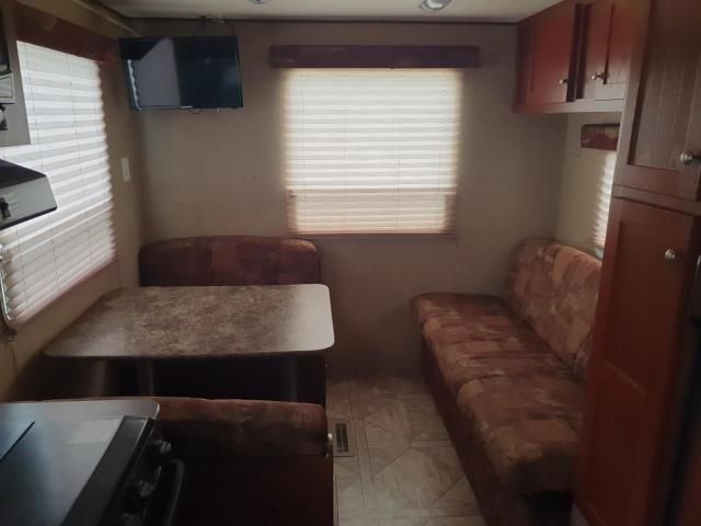 2010 Zinger Trailer