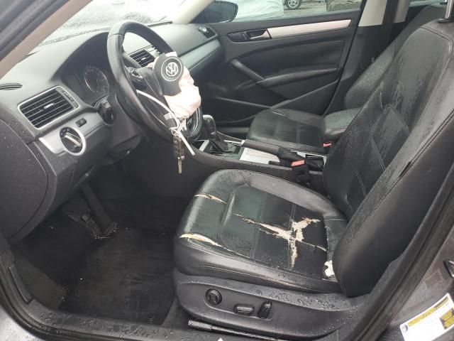 2012 Volkswagen Passat SE