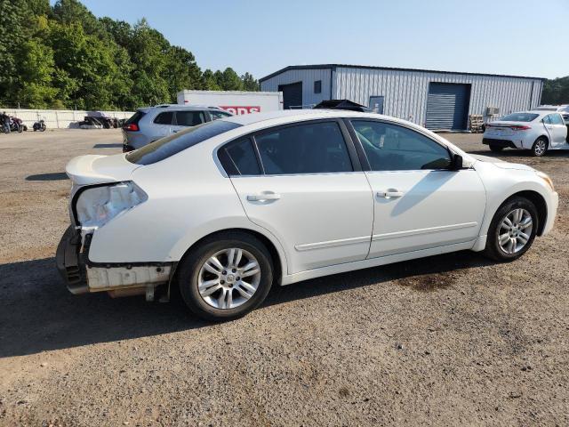 2010 Niss Altima