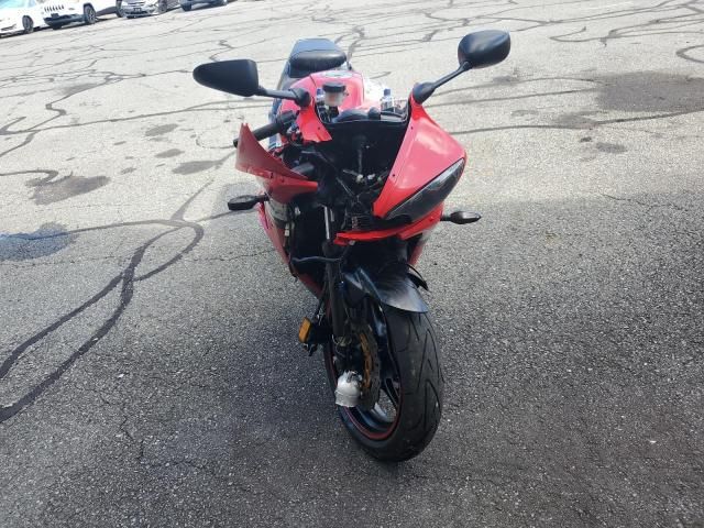 2004 Yamaha YZFR6 L