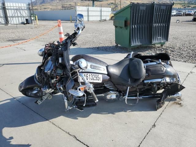 2011 Harley-Davidson Flhx