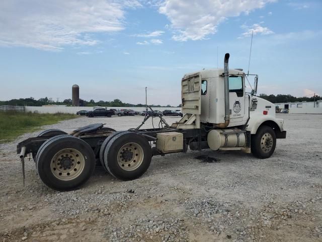 2001 Kenworth T800 Semi Truck